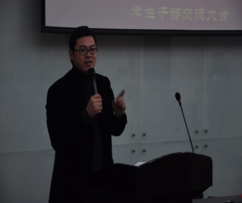 点击看详细资料